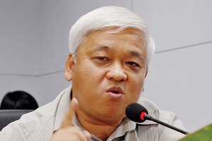 Thủ thuật “tạo tiền” của bầu  Kiên